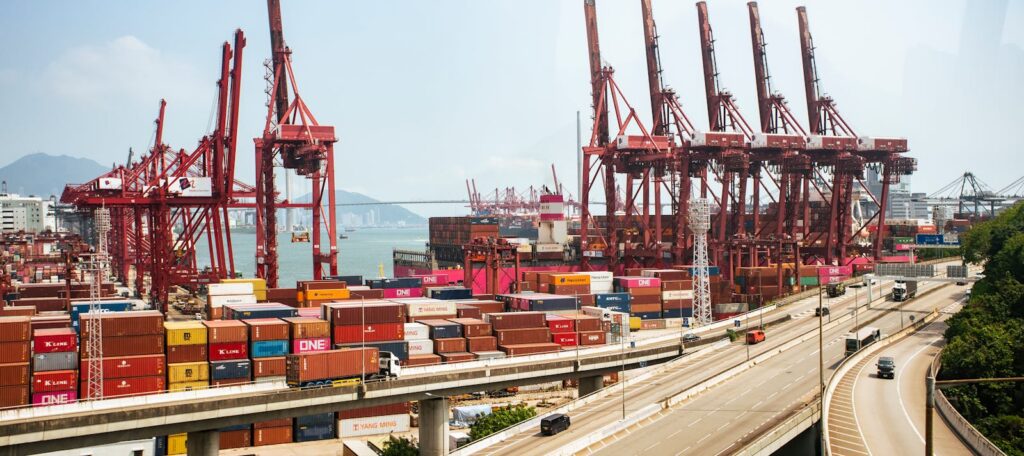 China Exports Near USD 500 Million per Hour